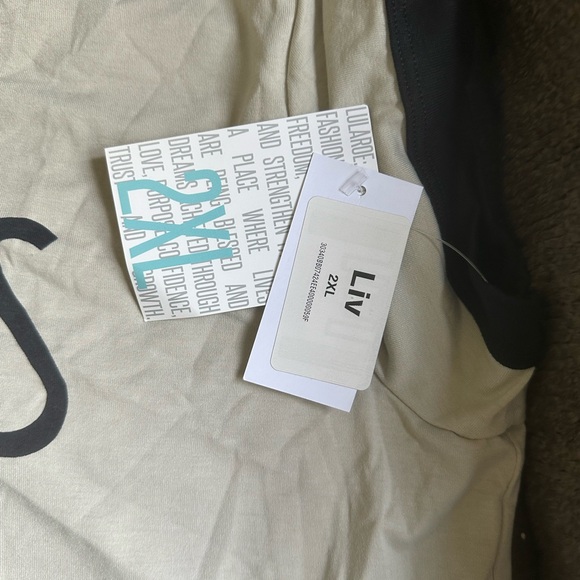 Lularoe Liv sz 2XL tee NWT “always on Point” - Picture 2 of 3